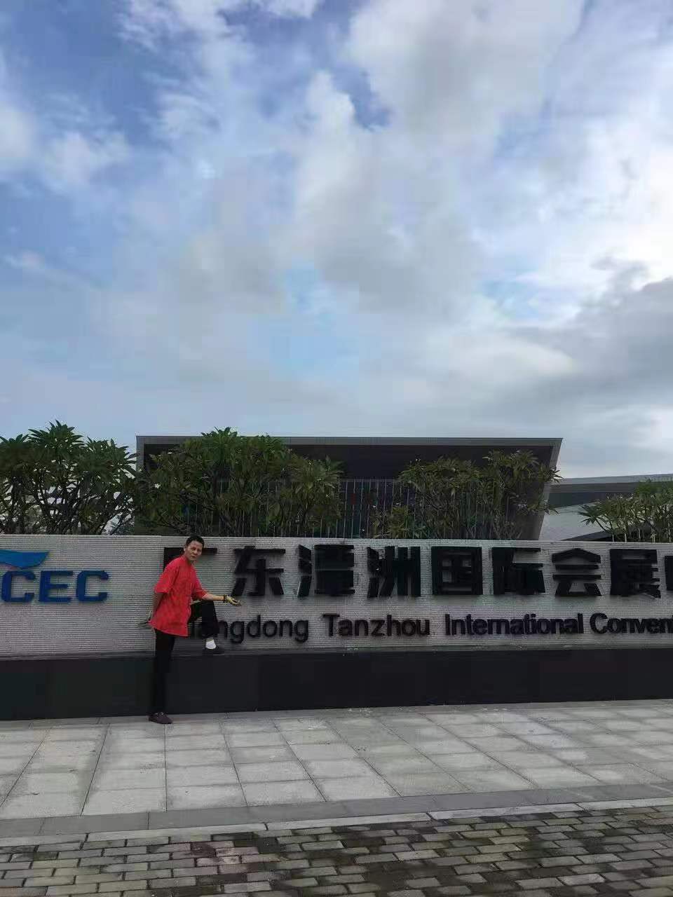 f53f7ea2df34b8b765816e94826c8c7.jpg